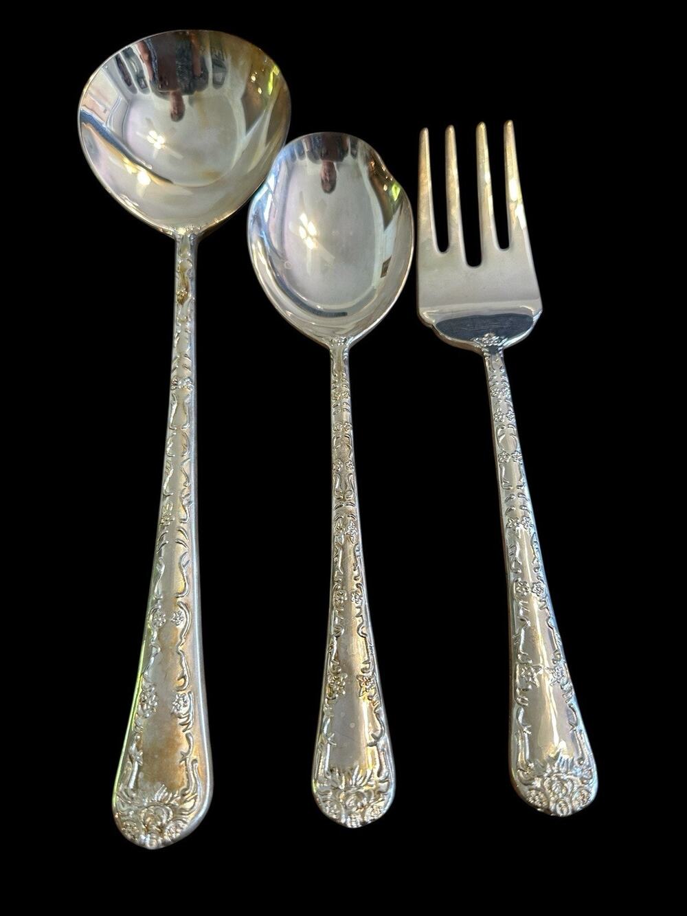 Vintage WM. Rogers & Son Enchanted Rose 3pc Serving Set Silverplate Flatware